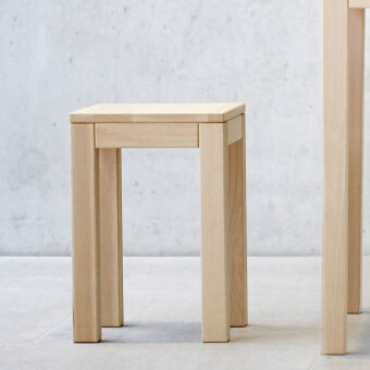 Jan Kurtz - Haya Hocker/Bank